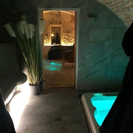 Jaccuzi & Spa Des Caves Stanislas Nancy Ngoại thất bức ảnh